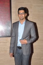 Vivaan Bhathena  at Talaash success bash in J W Marriott, Mumbai on 10th Dec 2012 (103).JPG